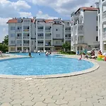 Bravo 5 Apartment