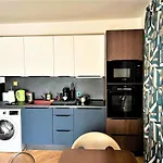 Apartment Bravo 5 *