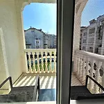 Bravo 5 Apartment