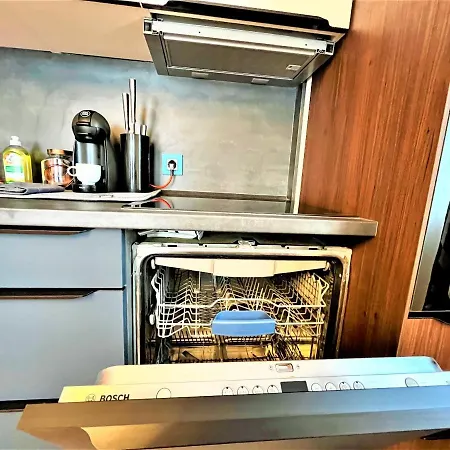 Apartament Bravo 5 *