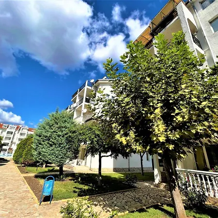 Апартаменти Bravo 5 Сонячний Берег