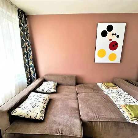 Apartamento Bravo 5