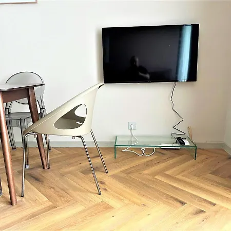 Bravo 5 Apartament