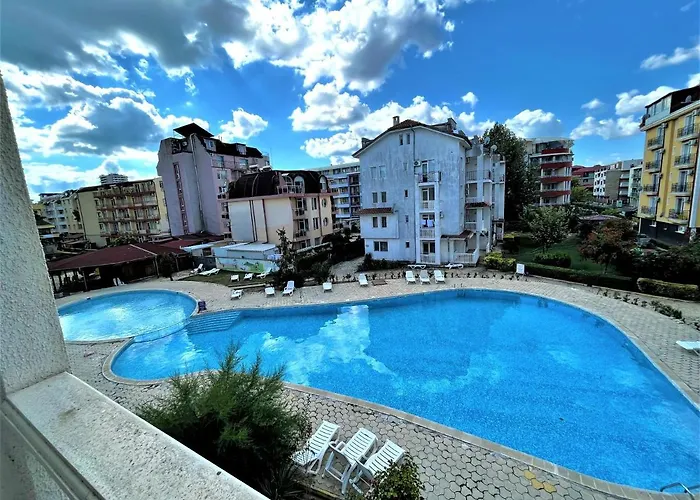 Апартаменты Bravo 5