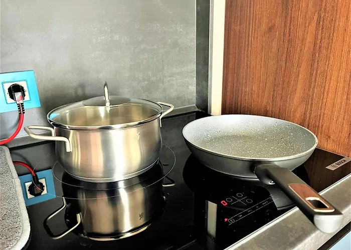 Апартаменты Bravo 5 *